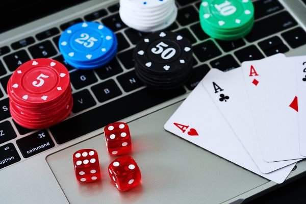 အားကစားပွဲ live odds နှင့် sportsbook betting interface မြင်ကွင်း