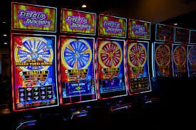Online Slots ဂိမ်းများ - Jackpot နှင့် Video Slots